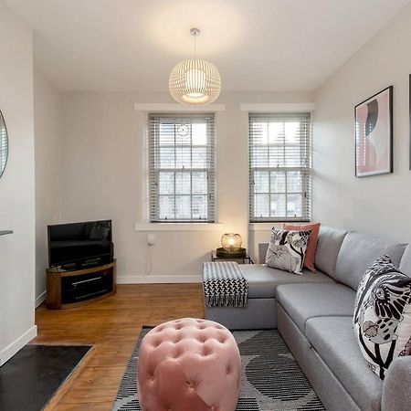 Altido Unique & Stylish Grassmarket Apt - Close To Castle Edinburgh Kültér fotó